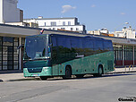 AA-965-XT_Volvo_9900_spel_Saimiri_Tours.jpg